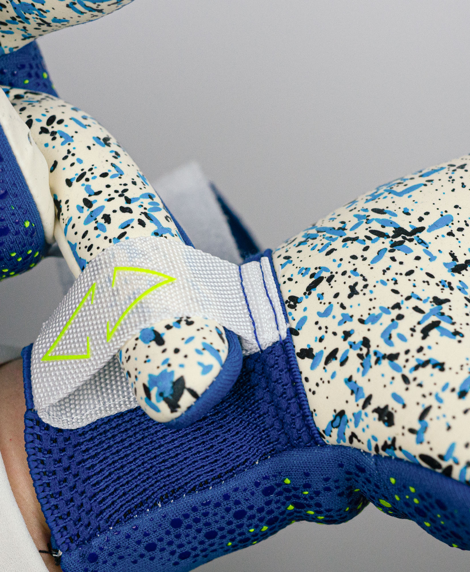 Reusch pure contact sales junior